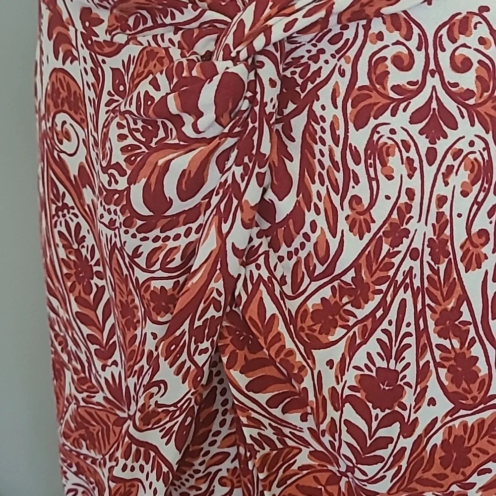 F21 Contemporary Dress - Picture 8 of 10